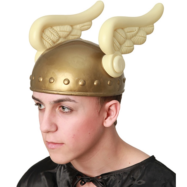Flügel Helm